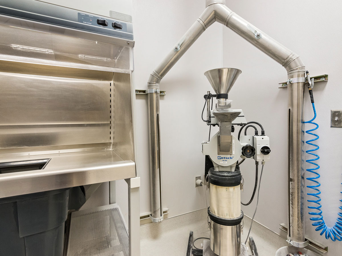 Sample Prep Room Grinder
